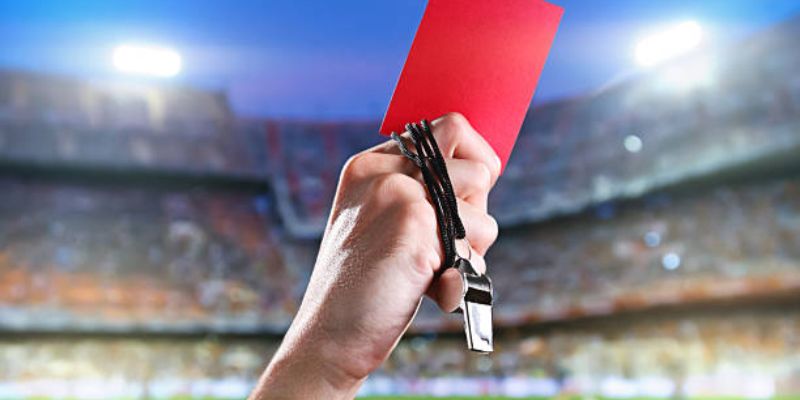 Luật tính kèo thẻ đỏ người chơi cần nắm rõ